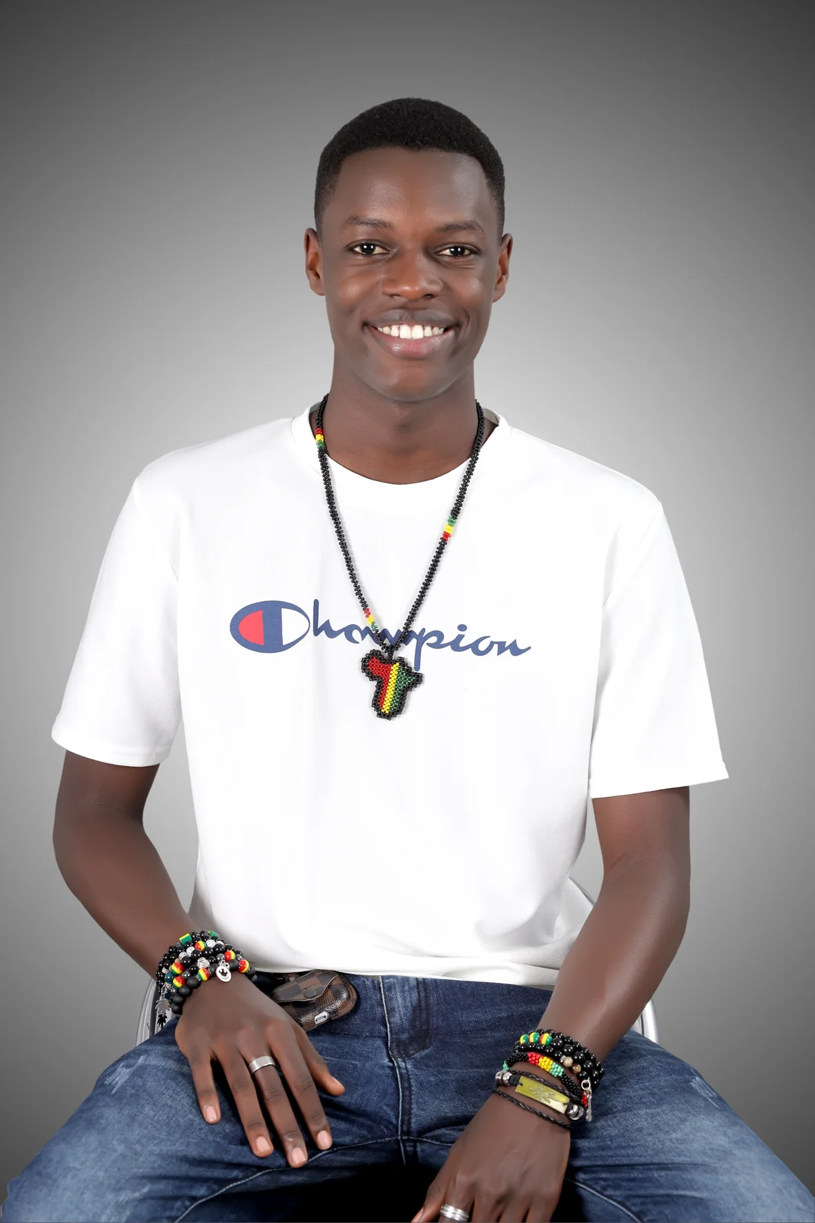 Shwaïb Ndabashinze - Full stack Developer